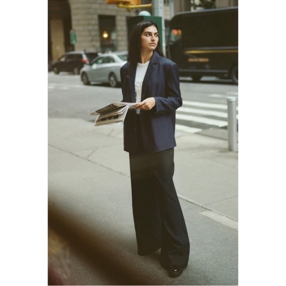 ANTHROPOLOGIE Pleated Wide Leg High Rise Trousers Pants Navy Size 4 NWT - Picture 7 of 8